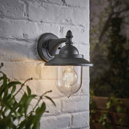 Garden Lighting_Lanterns.jpg